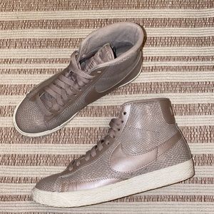 metallic purple nikes